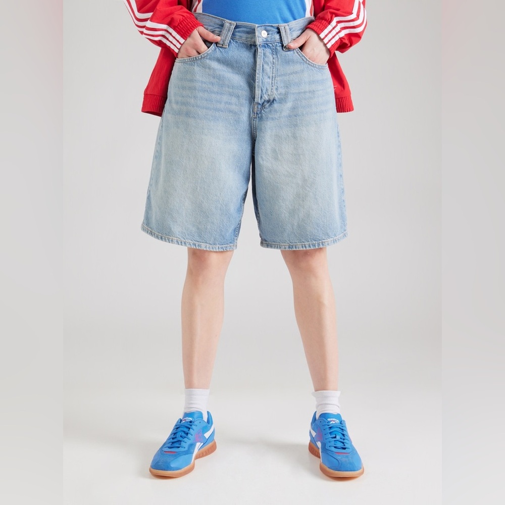 WE THE FREE Tinsley Baggy High Rise Straight Leg Denim Short Size 26 Dad Shorts